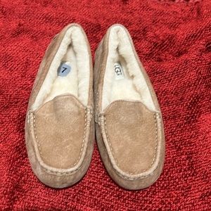 NWT UGG Ansley Slipper Moccasin